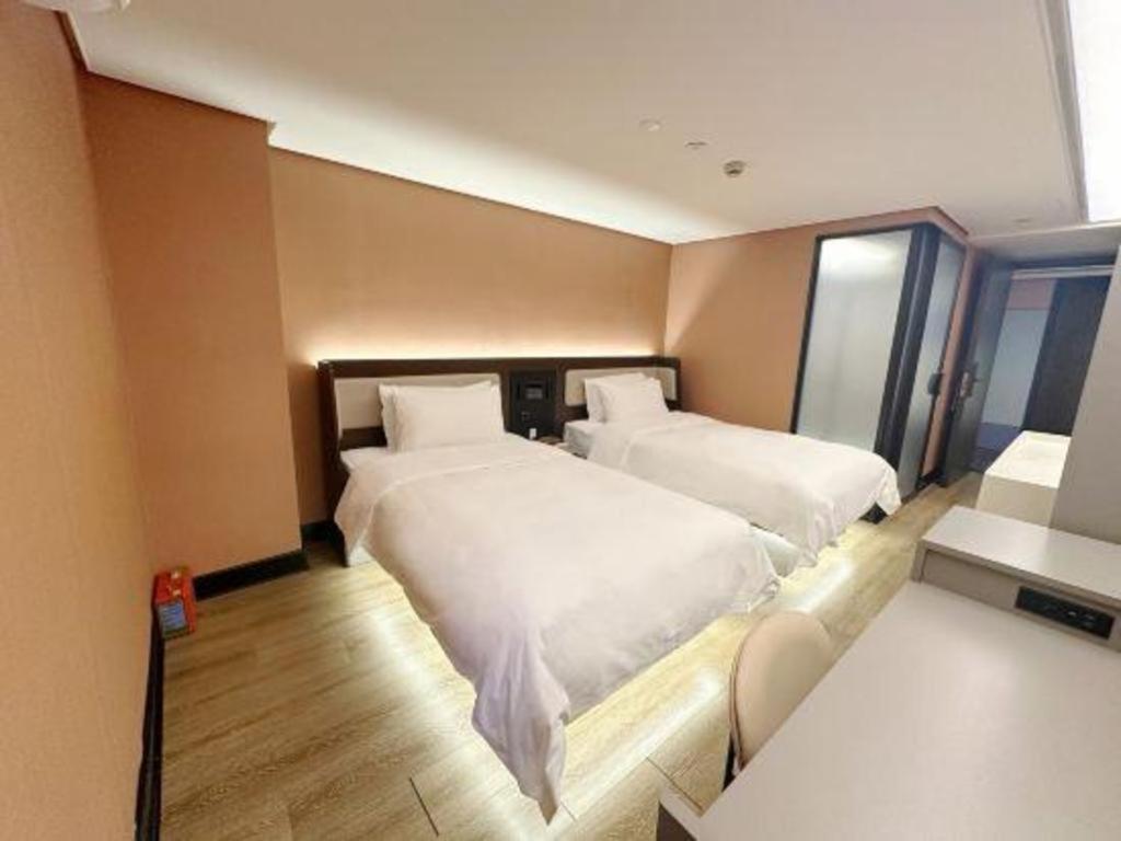Hanting Hotel Guangzhou Tianhe Exterior photo