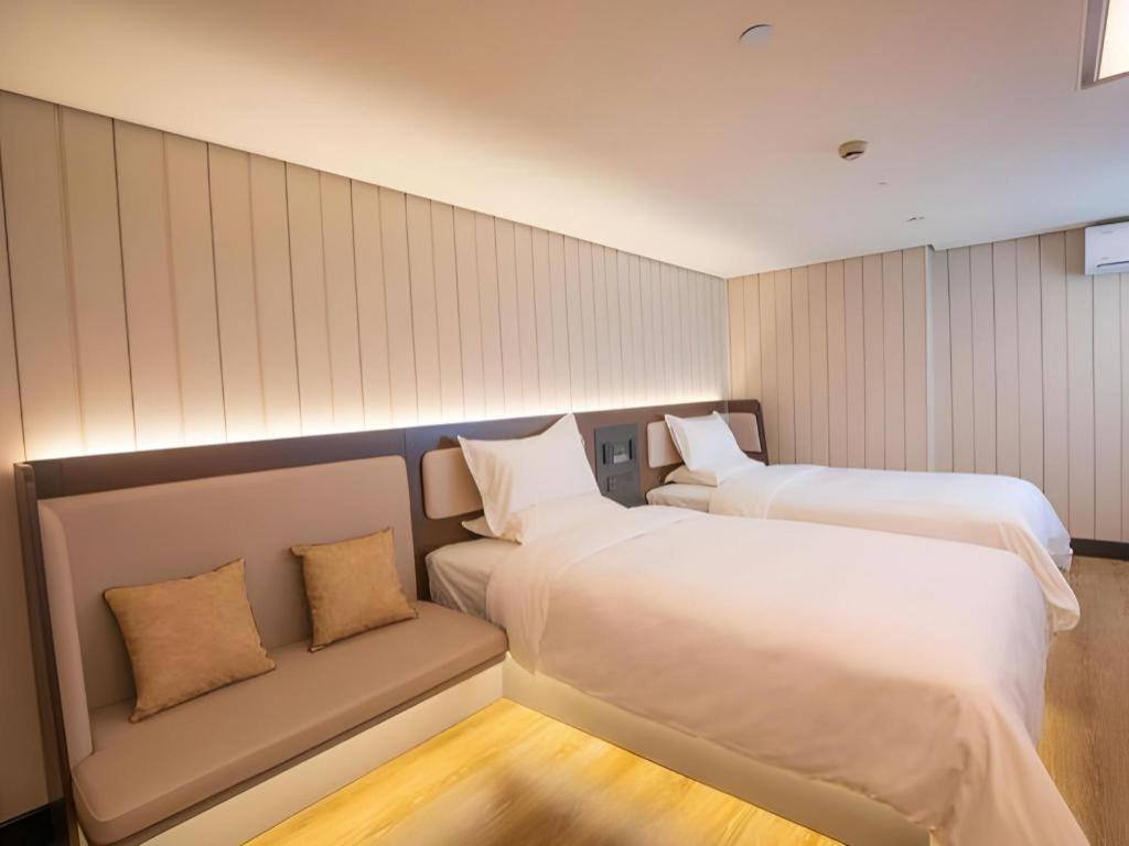 Hanting Hotel Guangzhou Tianhe Exterior photo