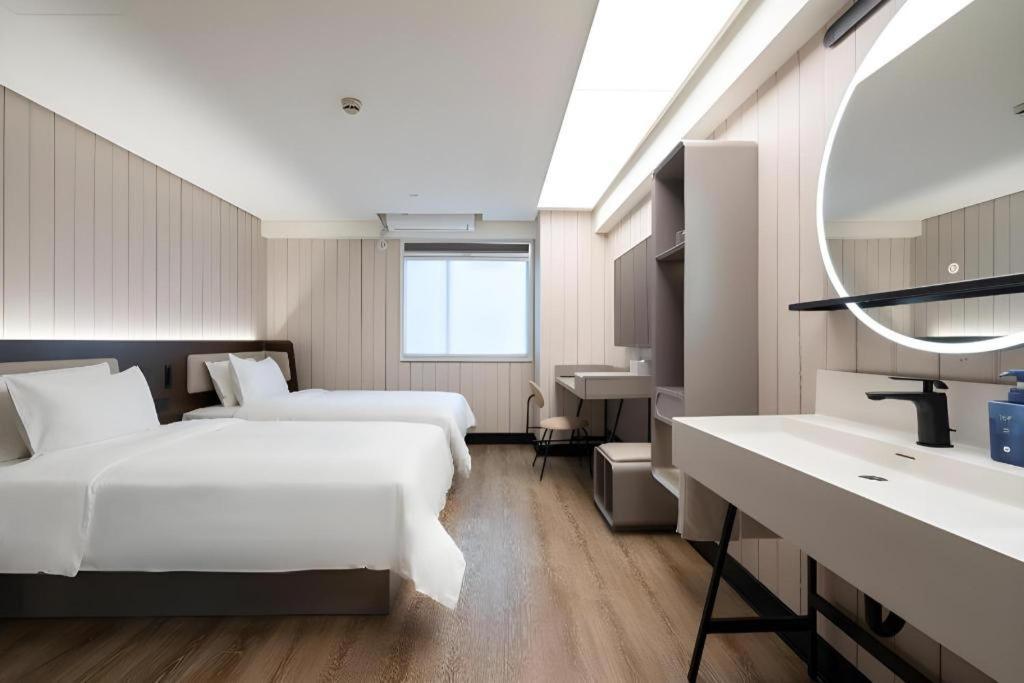 Hanting Hotel Guangzhou Tianhe Exterior photo